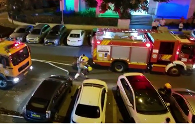פ"ת: משפחות חרדיות נפגעו ופונו משריפה שפרצה בבניין