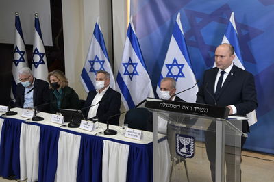 ראש הממשלה בנט: "הזן מדאיג ביותר; סגר לא על הפרק"