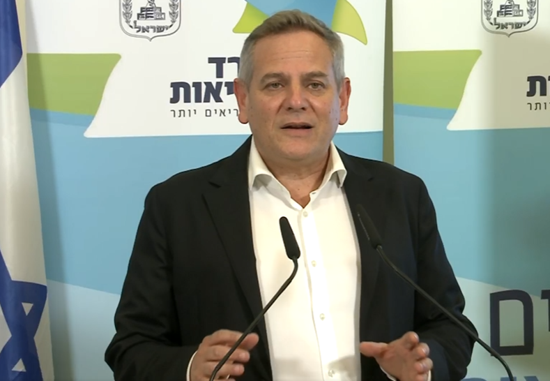 שר הבריאות: "אין כל סיבה להיכנס בבהלה"