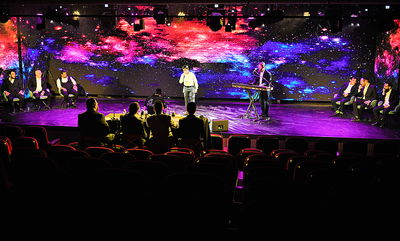 המתח ב"כוכב המג'יק קאס" - לשיא: פרק חצי הגמר • צפו