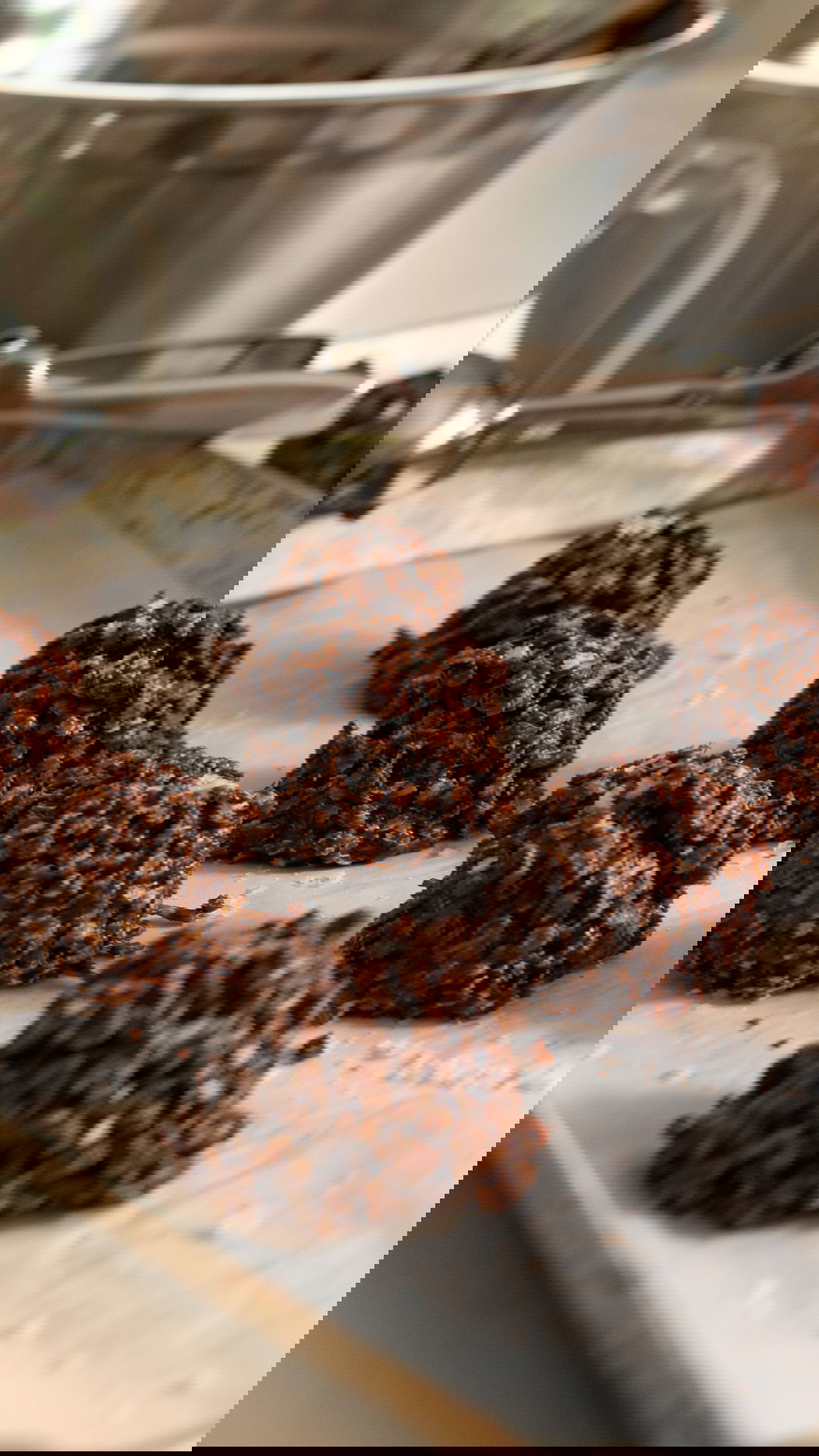 מתכון לכדורי קוואקר ושוקולד - חטיף בוקר או קינוח מהיר ללא אפייה