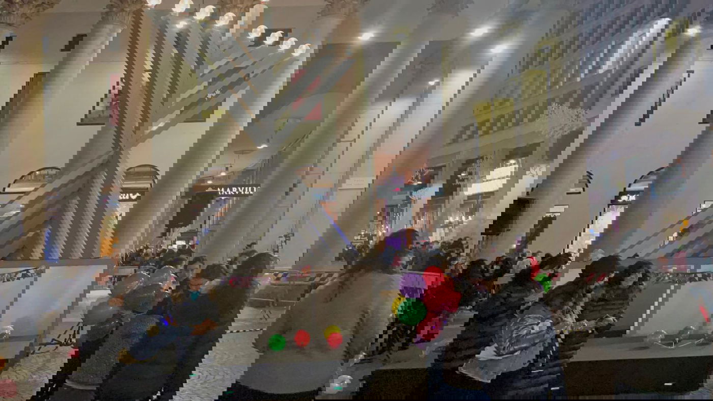 הדלקת נר חנוכה במרכז העיר מילאנו