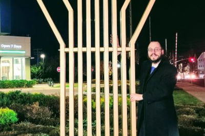 שליח חב"ד בלונג איילנד הרב נחום טננבוים