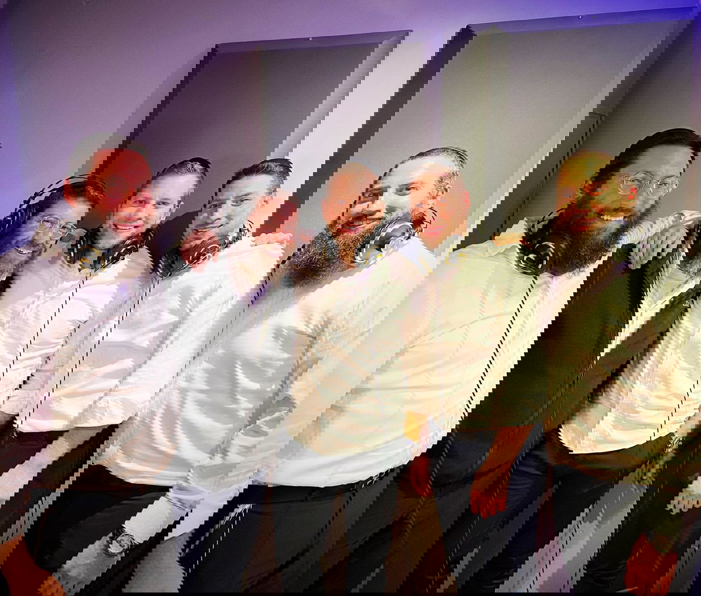 שפירא אתמול יחד עם ארבעת אחיו