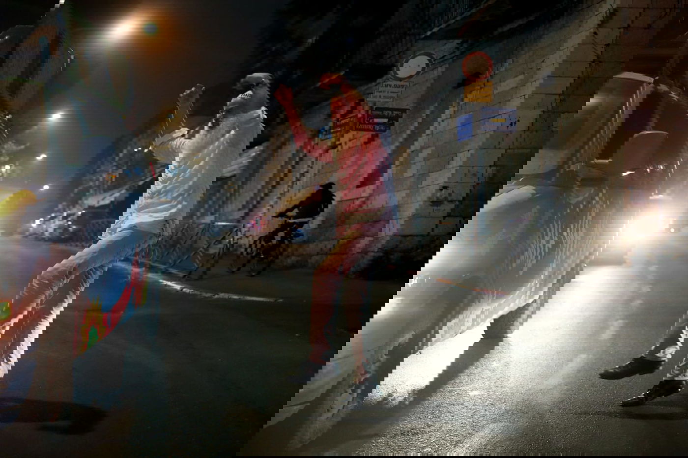 כשהברסלבים עשו 'שמח' במאה שערים • צפו