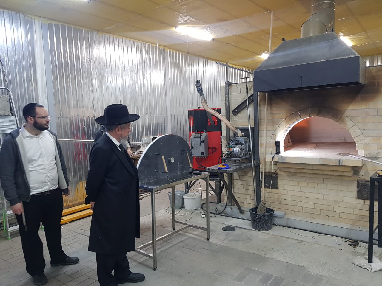 אומן: חנוכת הבית לתלמוד תורה ובית הספר • תיעוד