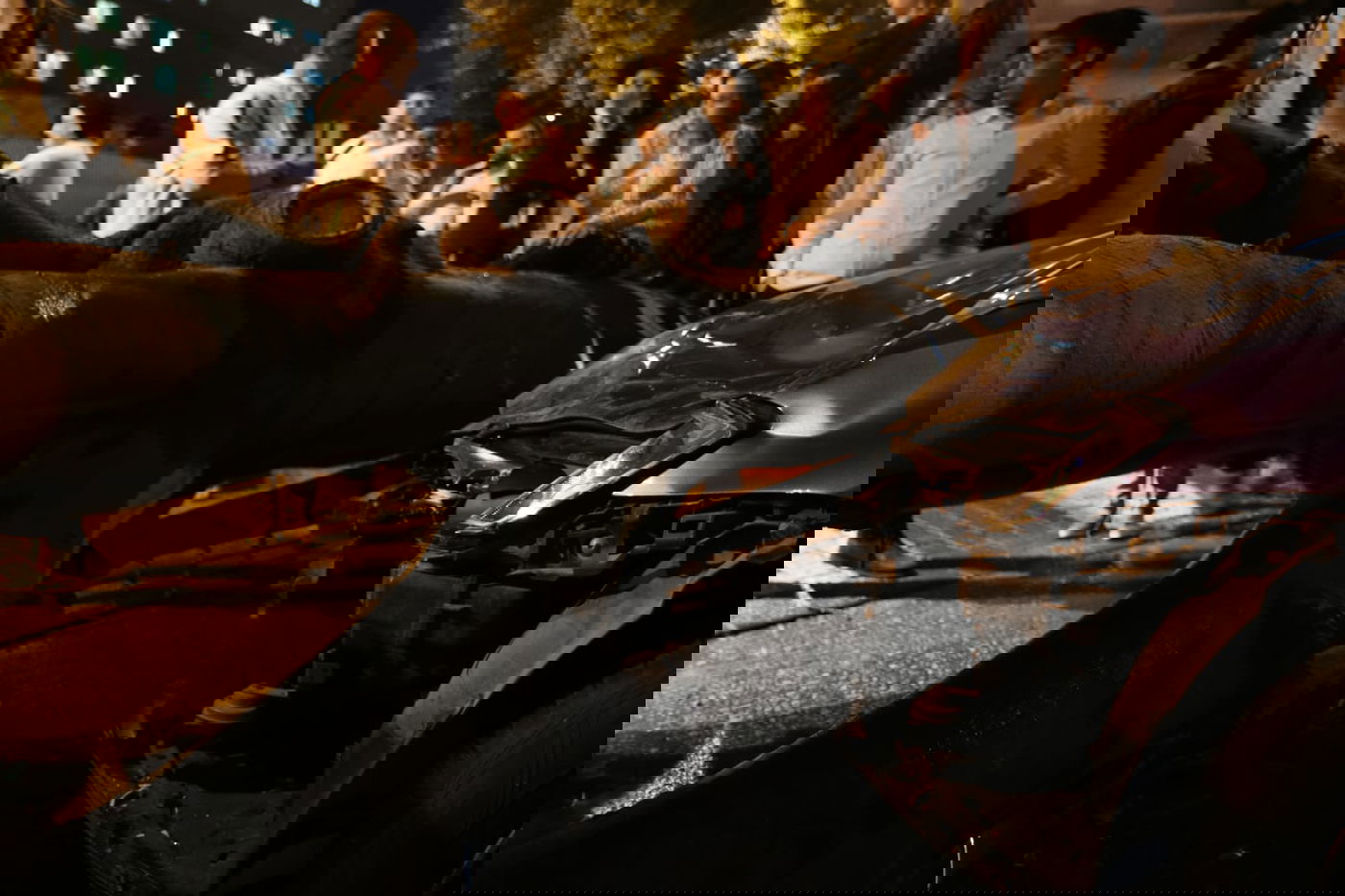 בני ברק: העץ קרס על רכב; בנס אין נפגעים