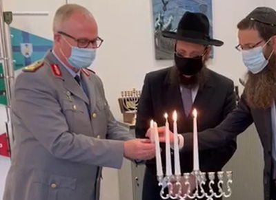 הרמטכ"ל אברהרד צורן בהדלקת הנרות