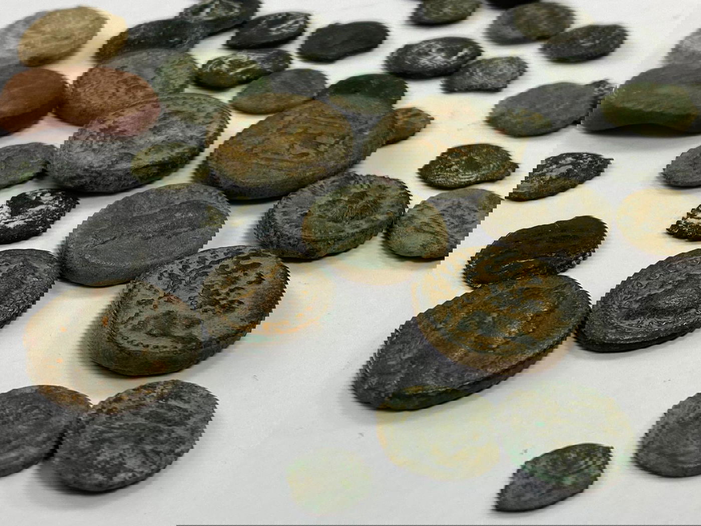 המשטרה איתרה מטבעות מזמן החשמונאים