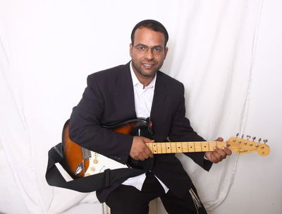 סינגל הבכורה לליאור גבע: "הללויה"