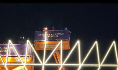 ראש העיר בהדלקת החנוכייה בשדרה החמישית במנהטן