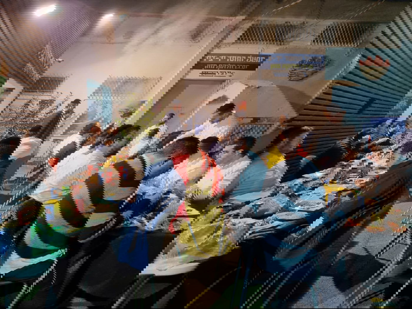 בחב"ד: האברכים הליטאיים באחיסמך חגגו מסיבת חנוכה • תיעוד