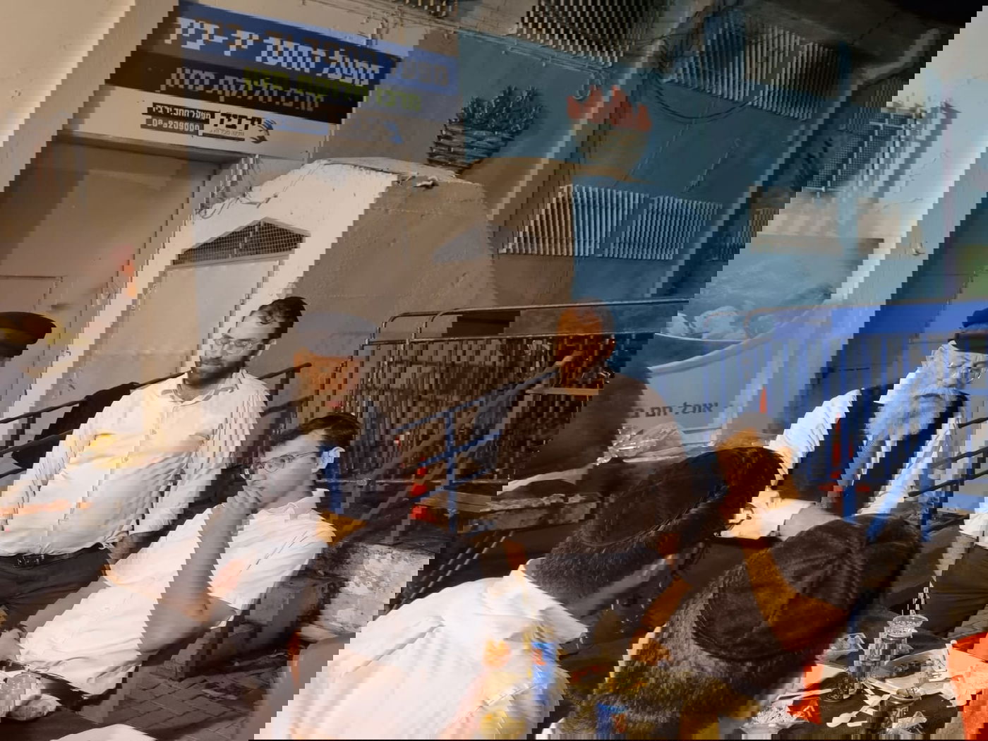 בחב"ד: האברכים הליטאיים באחיסמך חגגו מסיבת חנוכה • תיעוד