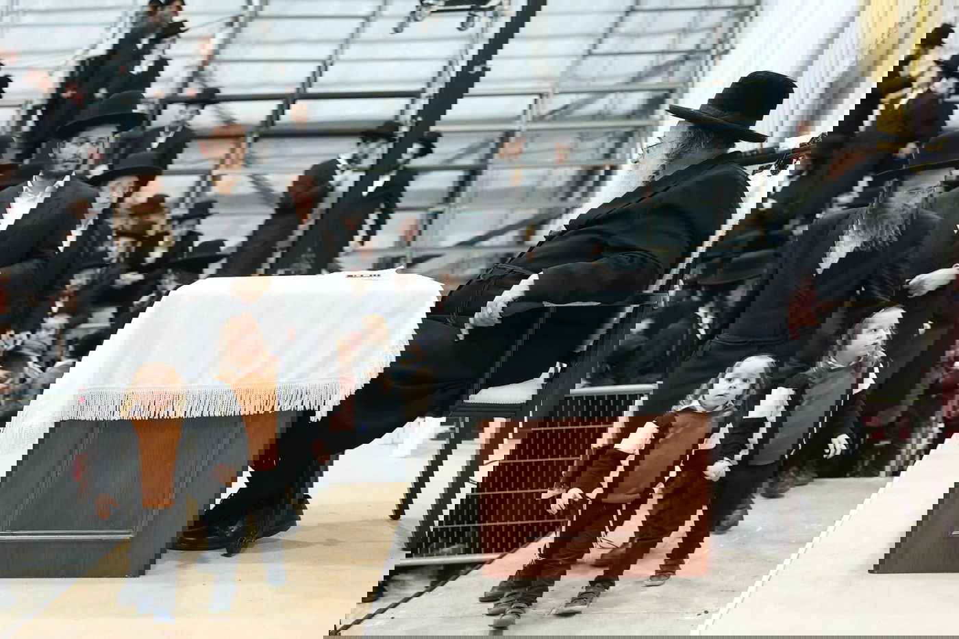 ראש הישיבה זעק: "רוחות סערה באות לעקור אותנו" • צפו