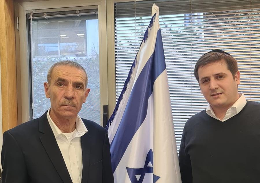 אלחרר ומילא