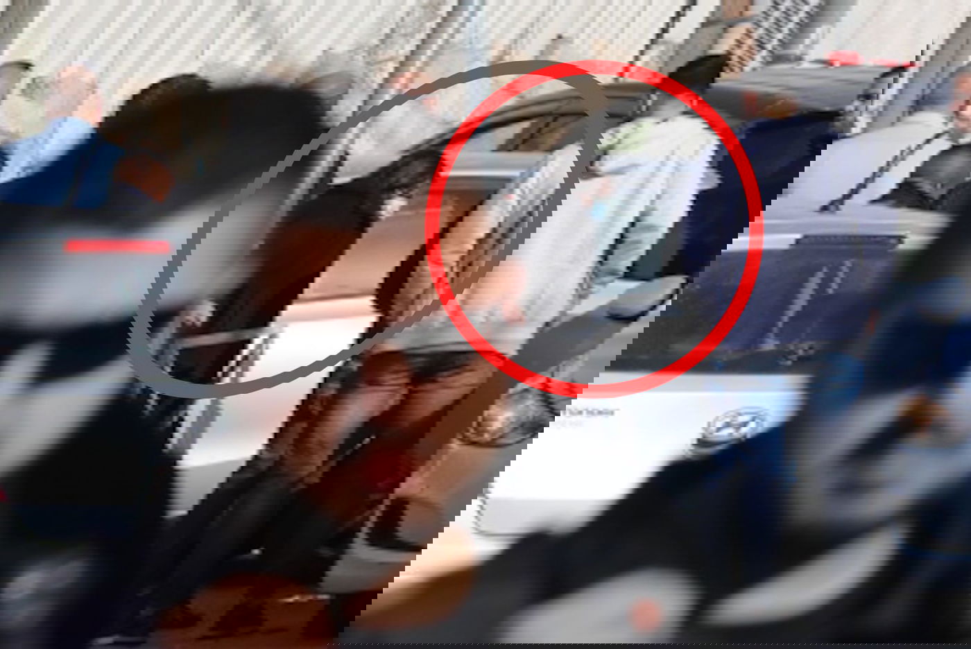 פיגוע דקירה בסמוך לקבר שמעון הצדיק; המחבלת נעצרה