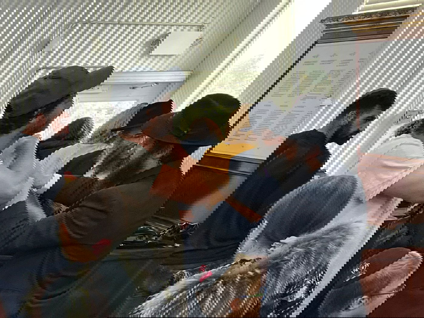 כוכב 'שטיסל' מיכאל אלוני בציון הרבי מליובאוויטש