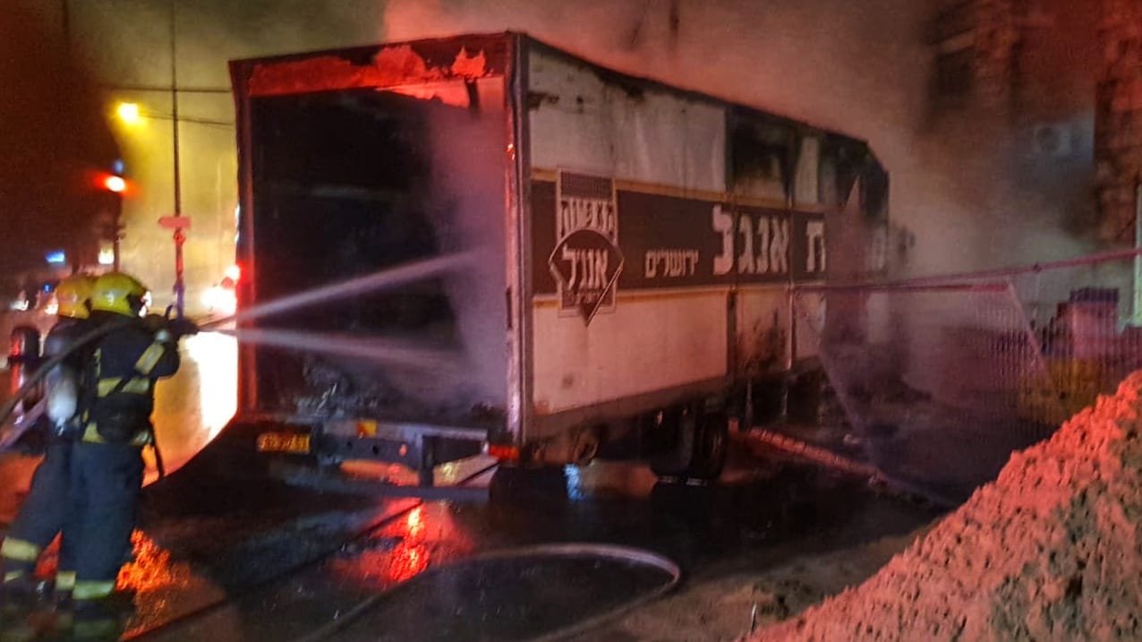 אלמוני הצית משאית לחם בבר אילן - ונמלט