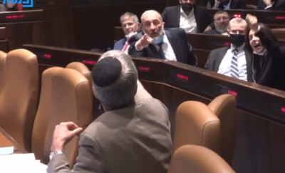 אריה דרעי צרח על אלעזר שטרן: "חצוף אחד"