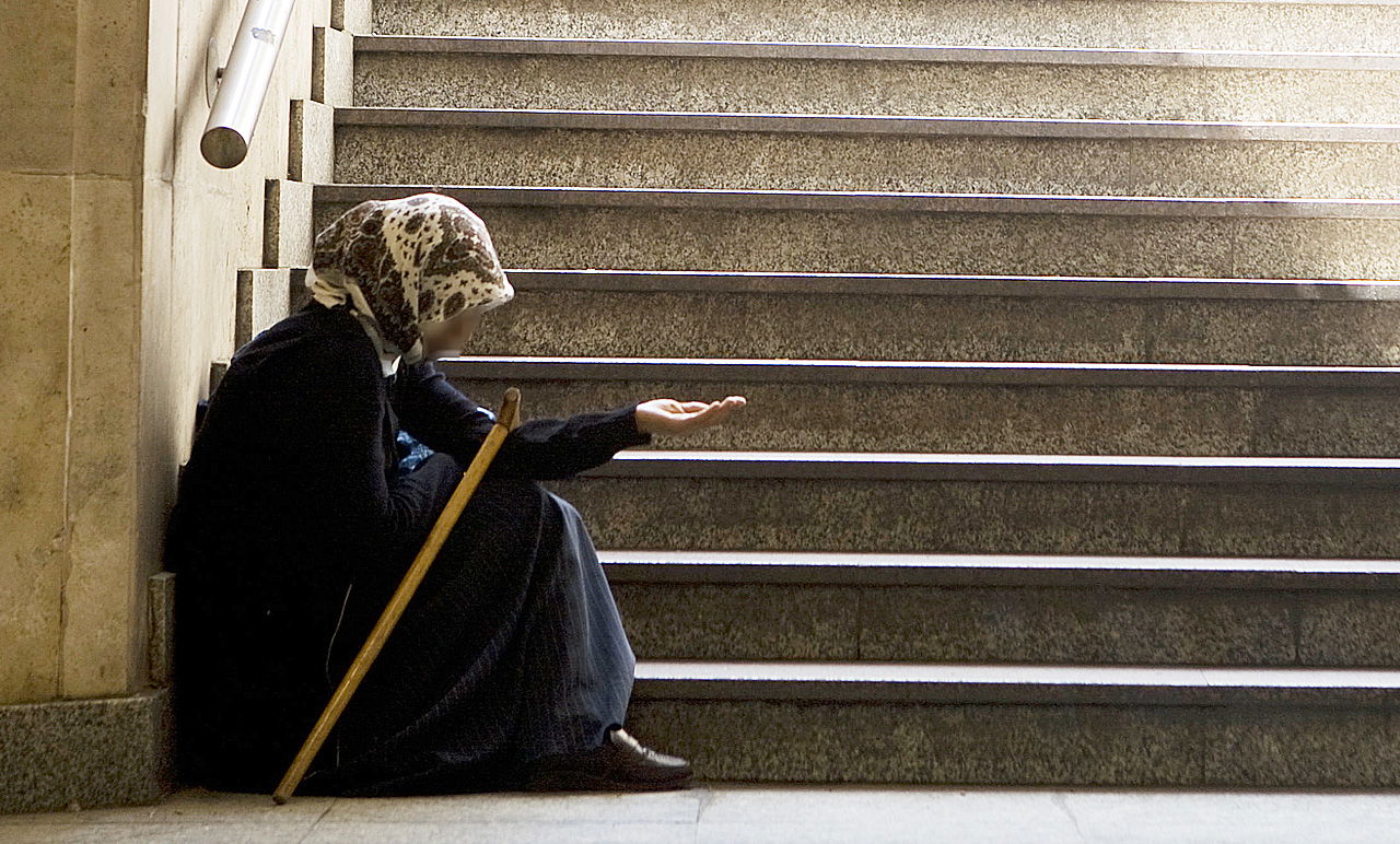 האם יש קבצנים מיליונרים או שזה רק מיתוס? • אילוסטרציה - למצולמים אין קשר לנאמר בכתבה