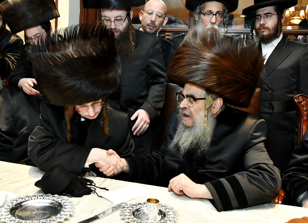 המונים בשמחת בית סאסוב - סאטמר - אלעסק - ספינקא