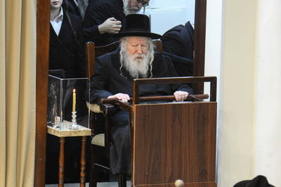 האדמו"ר מגור, בחנוכה