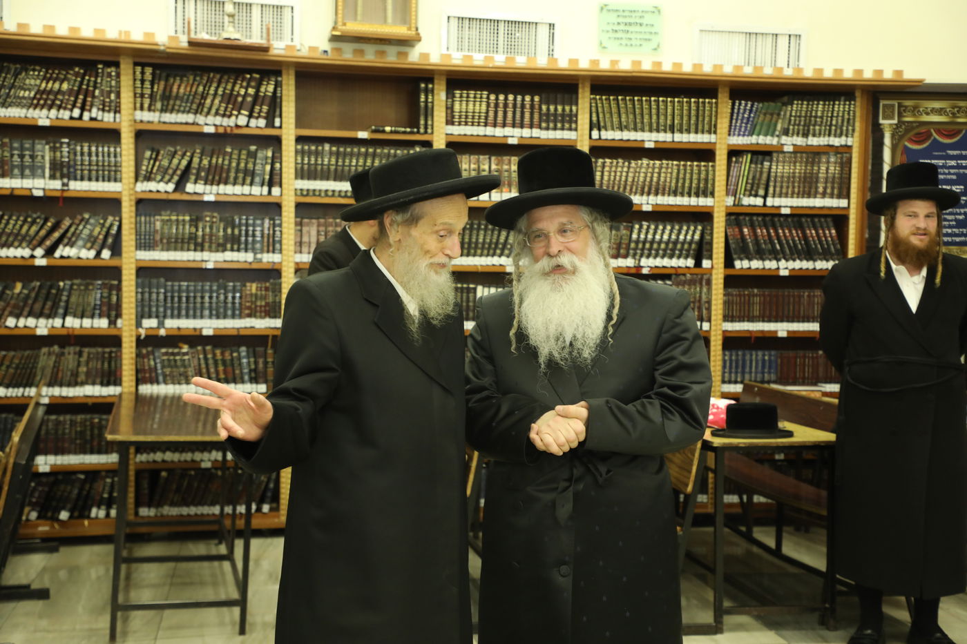 אברכים ובחורים: בנדבורנא י-ם נבחנו על מאות דפי גמרא