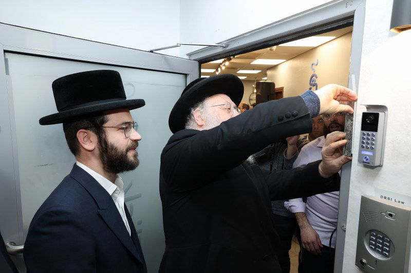 ב'סמארט קליק' חנכו משרדים חדשים; הברנז'ה באה לברך • צפו