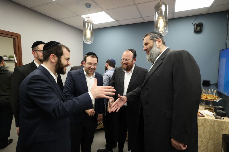 ב'סמארט קליק' חנכו משרדים חדשים; הברנז'ה באה לברך • צפו