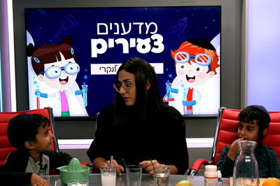 ניסוי בתכנית לילדים: כמה ויטמינים יש בפרי