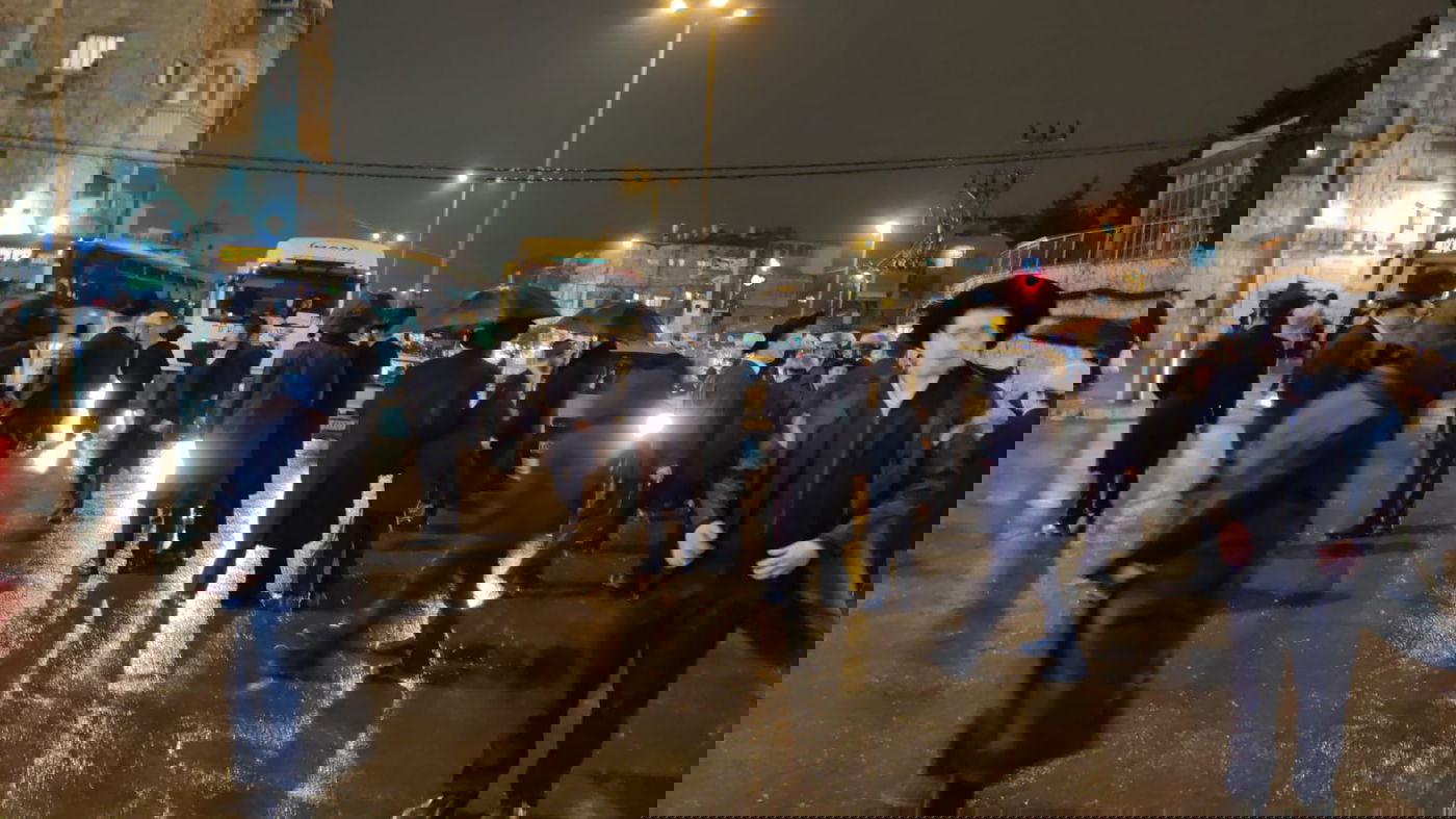 פלג מ'הפלג' הפגין נגד הרכבת הקלה • צפו