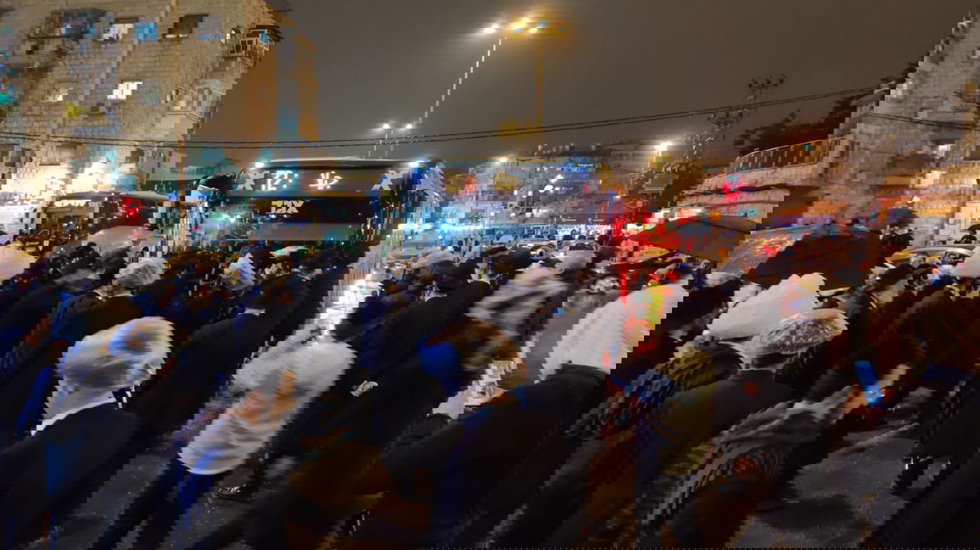 פלג מ'הפלג' הפגין נגד הרכבת הקלה • צפו