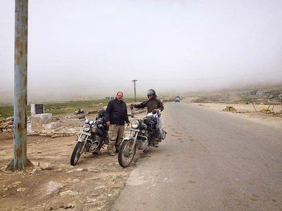 זלמן שטוב ושותפו למסע