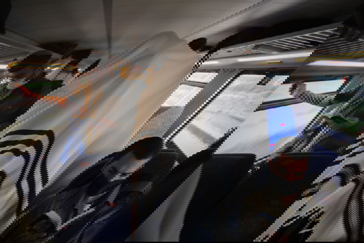 קרון הרכבת שמאחד את עם ישראל בתפילה