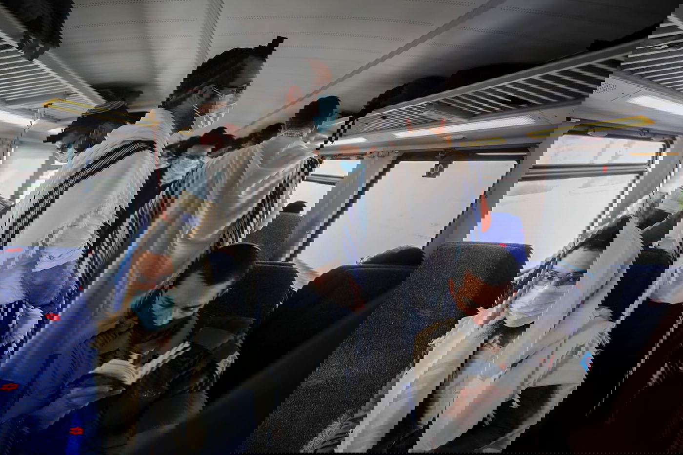 קרון הרכבת שמאחד את עם ישראל בתפילה