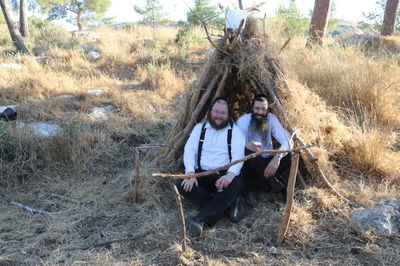 החרדים שמצאו תרופה המחברת בין הורים וילדיהם