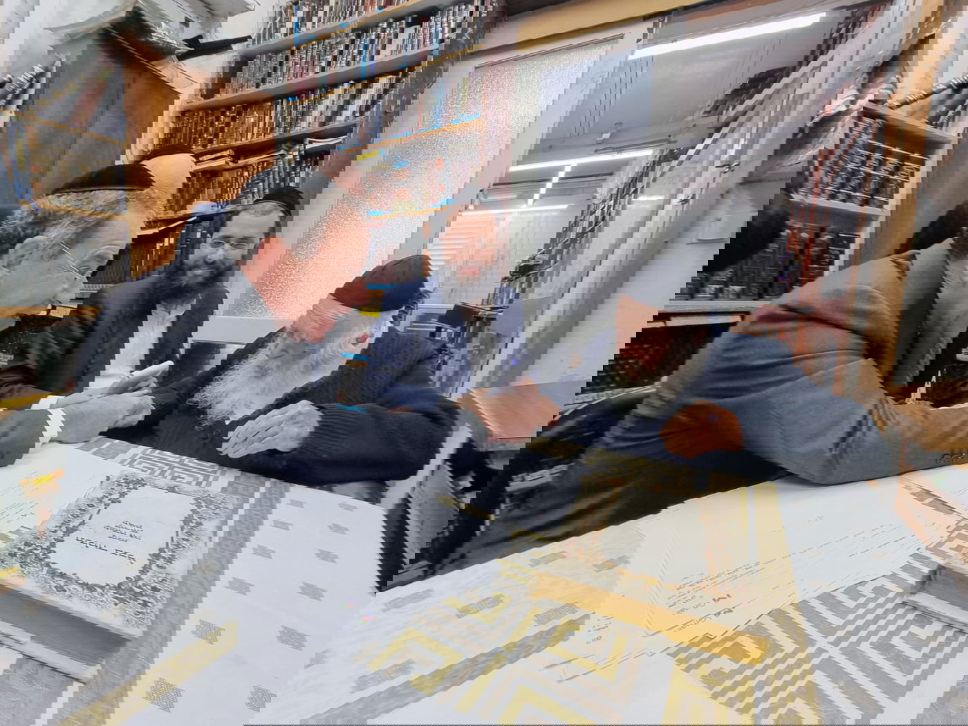 השגריר החדש של ארה"ב בביקור בבתי גדולי ישראל