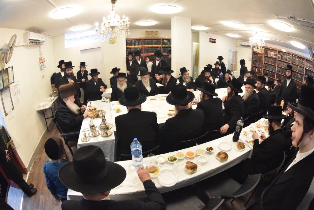 בוואסלוי ציינו 'יארצייט' לאביו של האדמו"ר