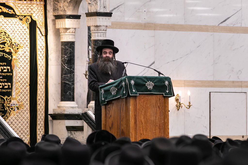 כך קיבלו חסידי סאטמר את 23 התקנות החדשות