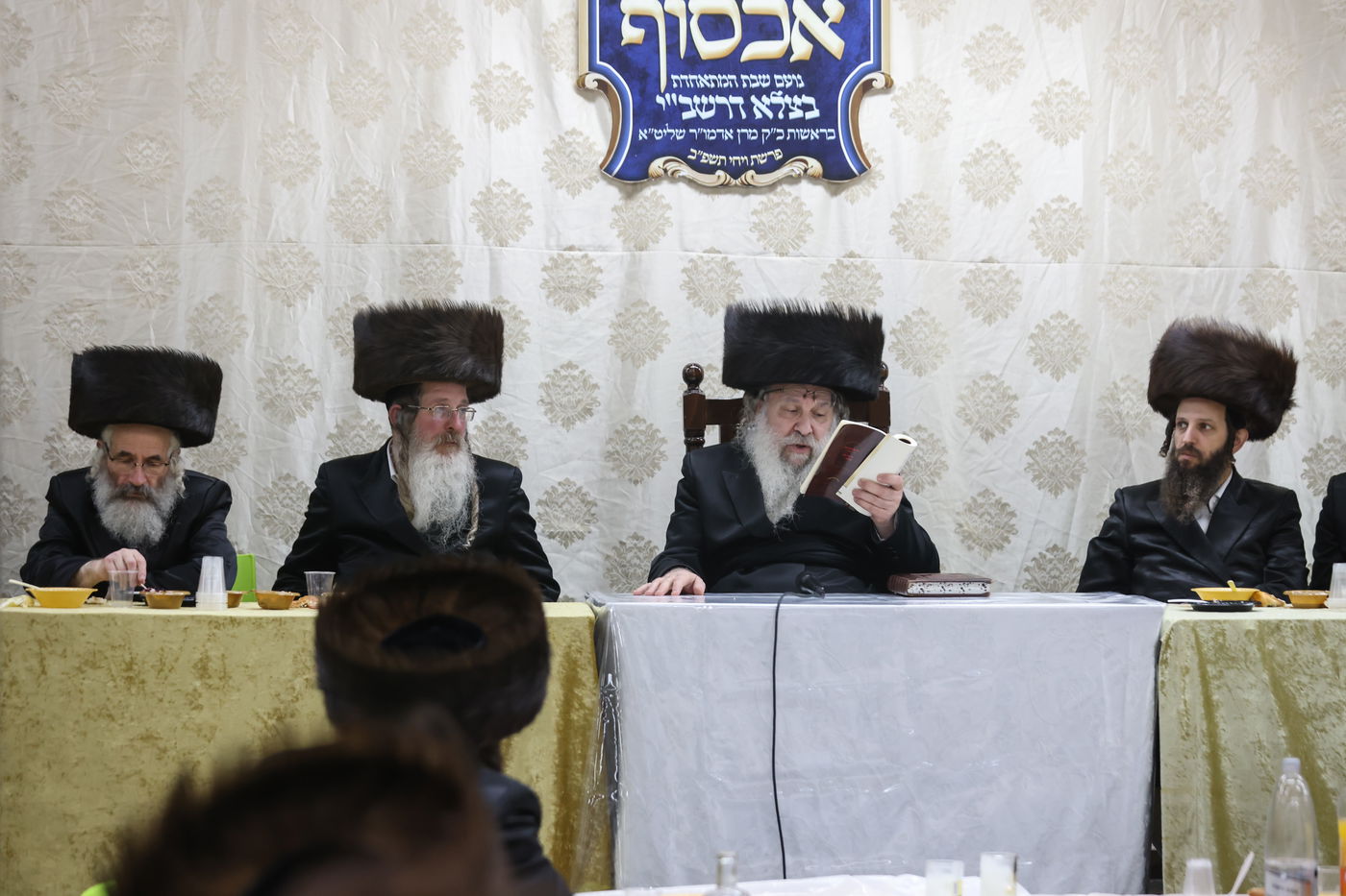 במירון: חסידי נדבורנה ציינו 'יארצייט' לאדמו"ר זצ"ל