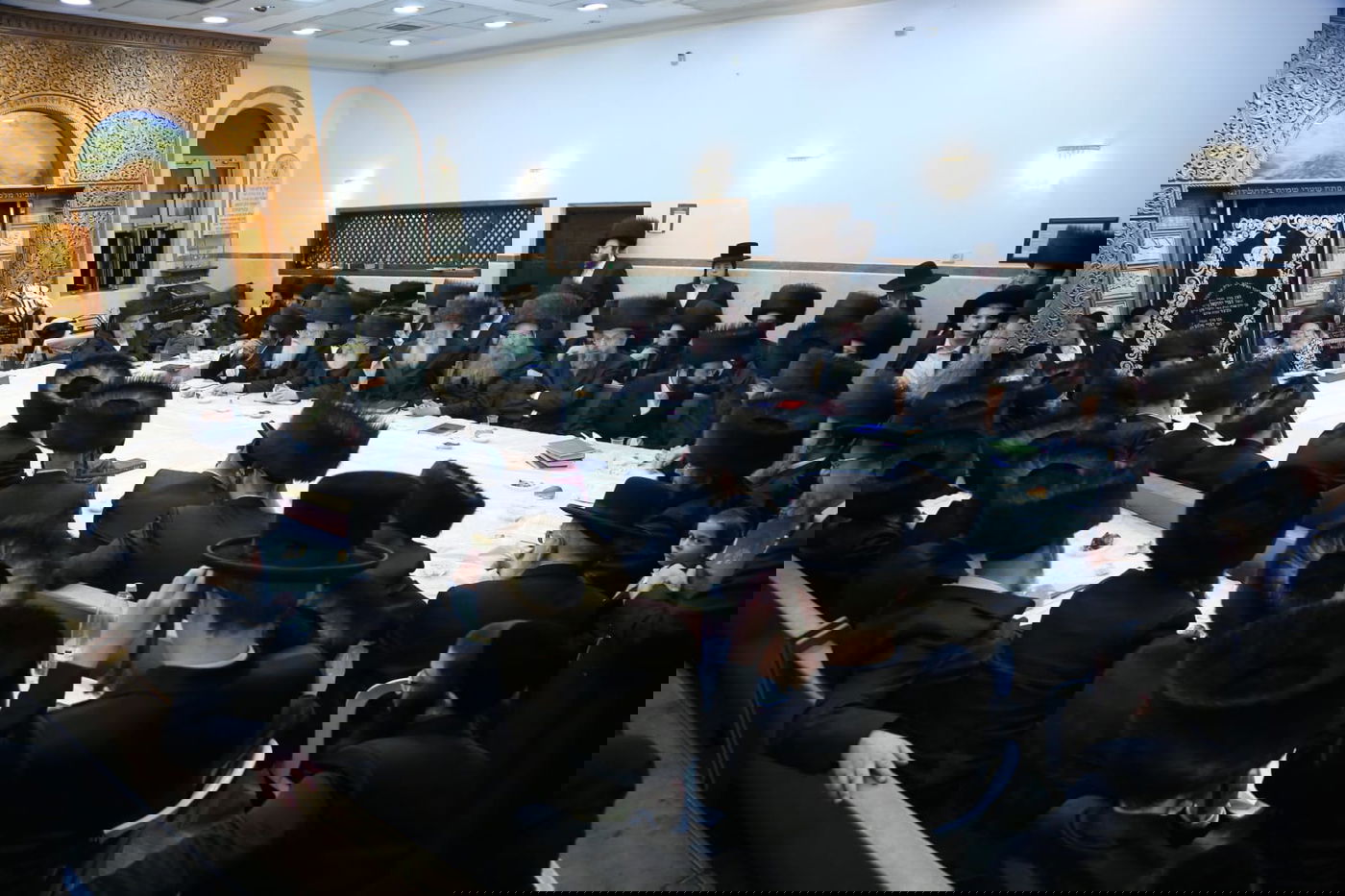 האדמו"ר מסטראפקוב שבת בבני ברק; צפו