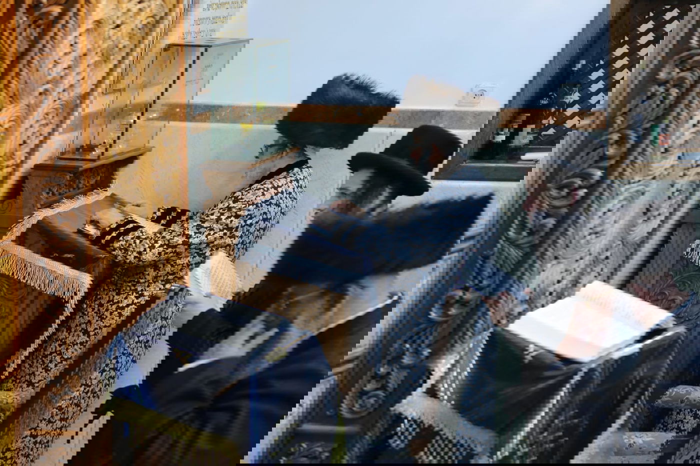 האדמו"ר מסטראפקוב שבת בבני ברק; צפו