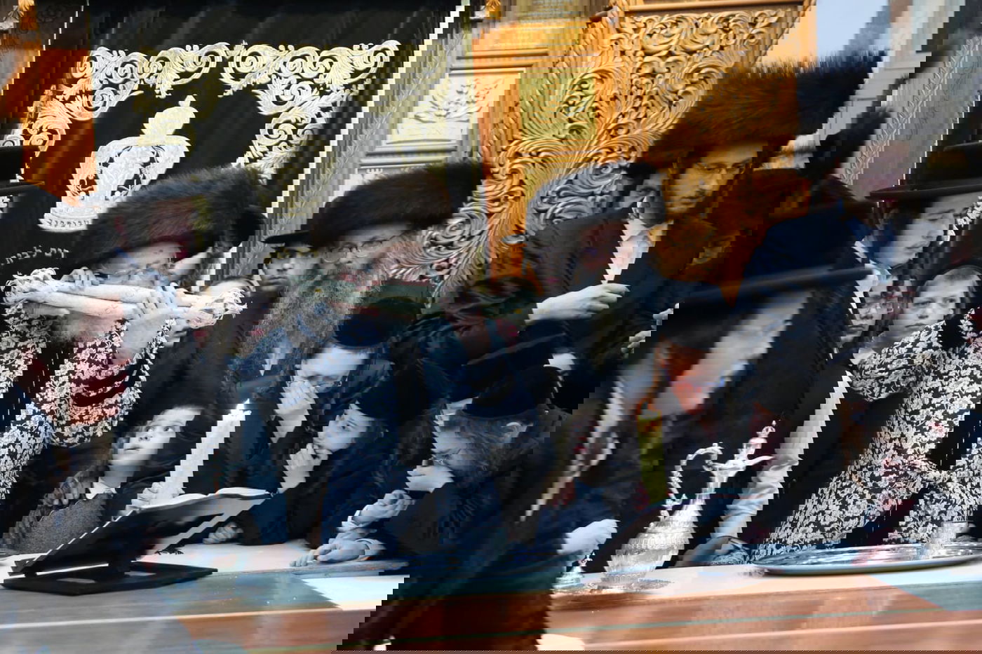 האדמו"ר מסטראפקוב שבת בבני ברק; צפו