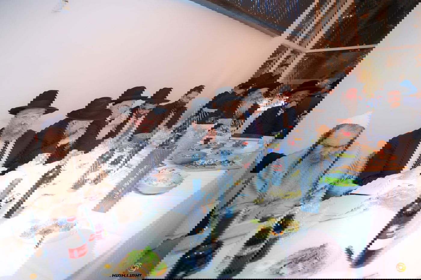 הרב הרוש חיתן נכד, רבנים פוליטיקאים וידוענים הופיעו