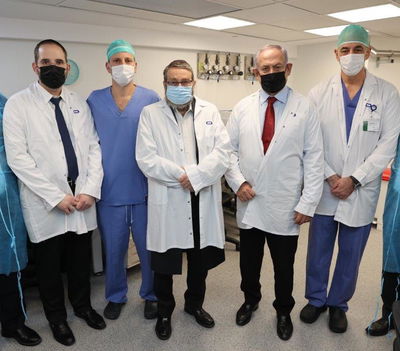 נתניהו וגפני ביקרו במעבדת 'בוני עולם'