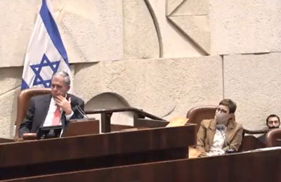 מרותקים לסיפורו של דוידסון