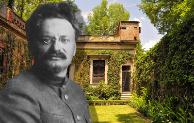 טרוצקי ברקע הבית בו נרצח