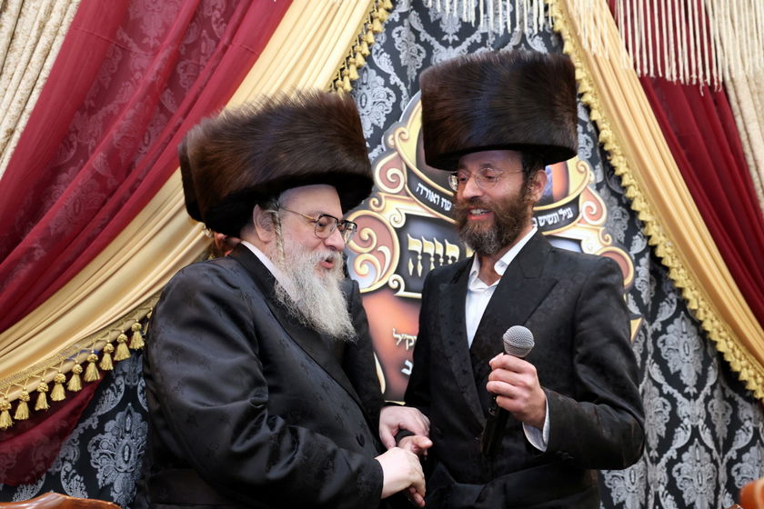 שני ספרי תורה הוכנסו לבית המדרש 'ברסלב' בצפת