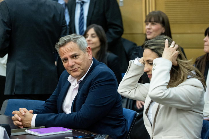 שר הבריאות הורוביץ ושרת החינוך שאשא ביטון. "כאוס"