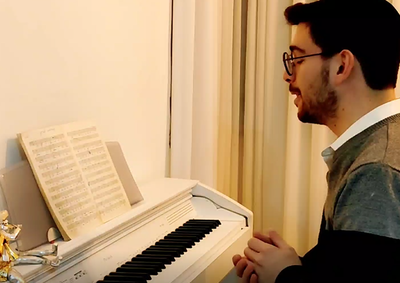 לייזר ברוק בביצוע לכבוד שבת: 'בואי בשלום'